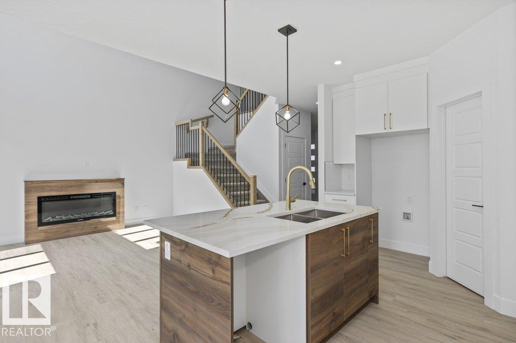 Photo 20 of 63 Silverstone Dr, Stony Plain AB