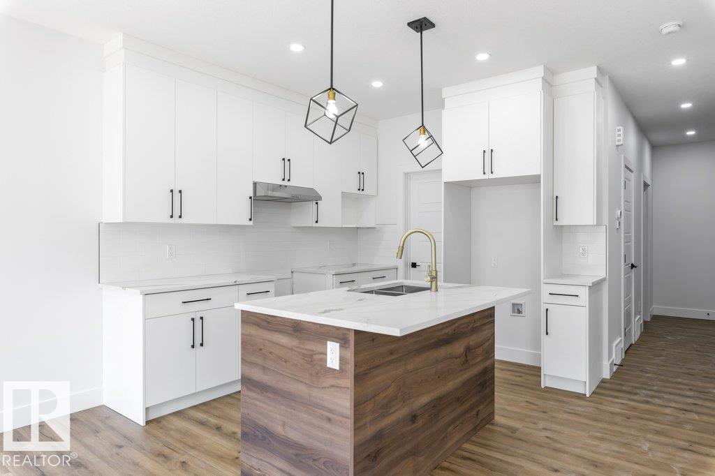 Photo 18 of 63 Silverstone Dr, Stony Plain AB