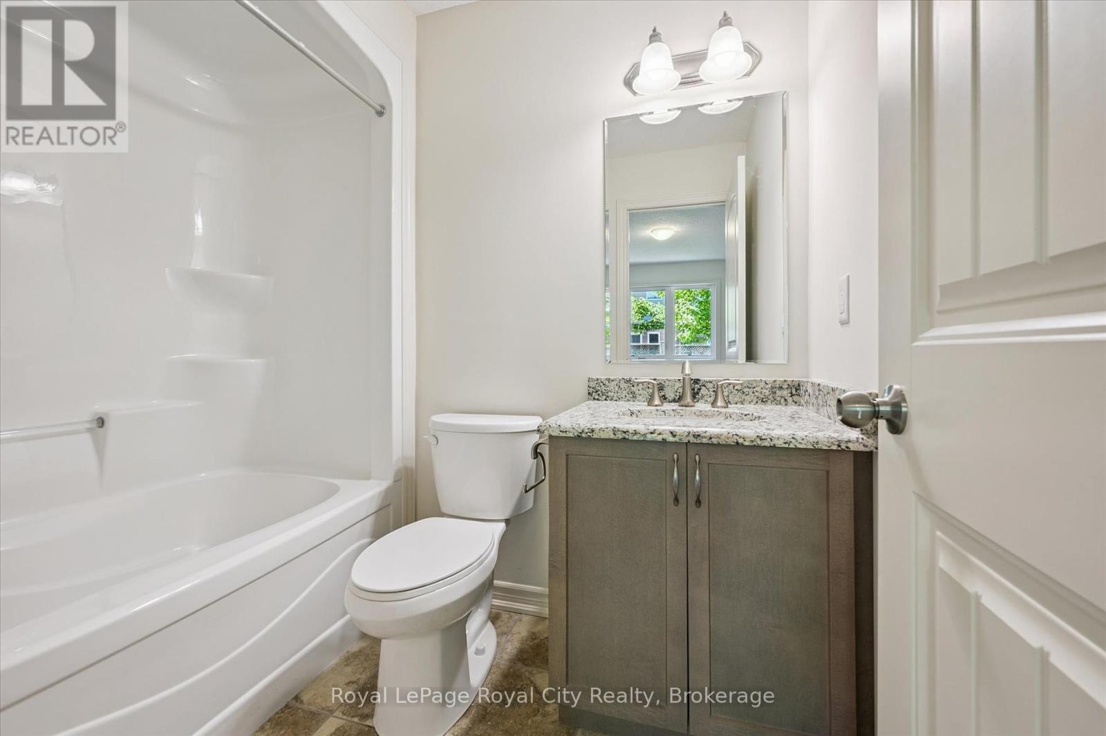 Photo 19 of 52 Aberdeen Street, Centre Wellington ON