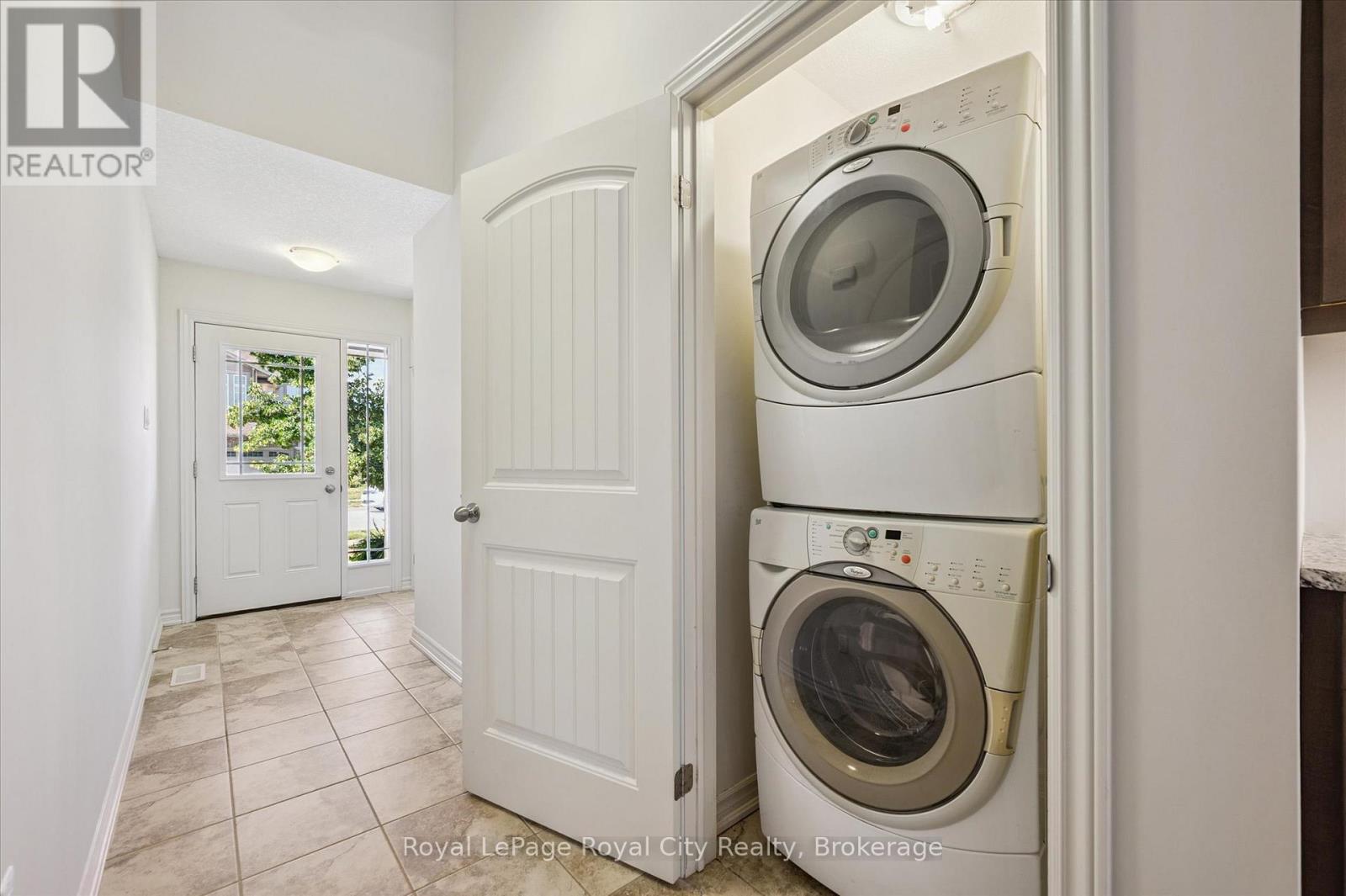 Photo 22 of 52 Aberdeen Street, Centre Wellington ON