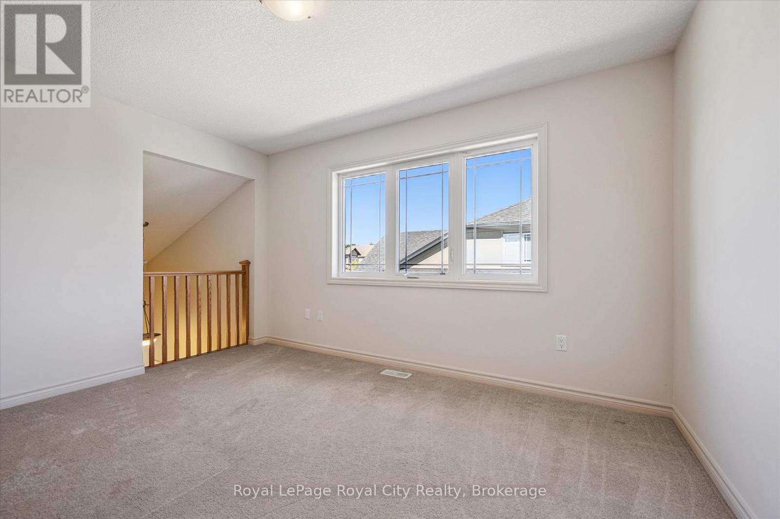 Photo 25 of 52 Aberdeen Street, Centre Wellington ON