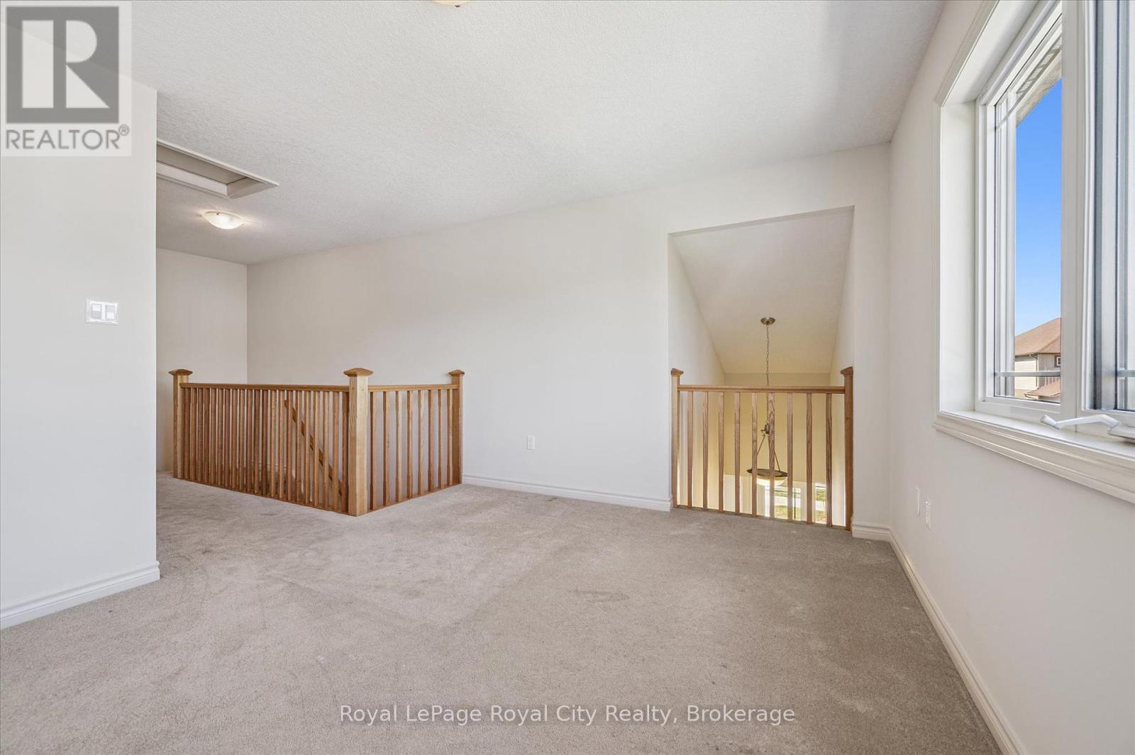 Photo 26 of 52 Aberdeen Street, Centre Wellington ON