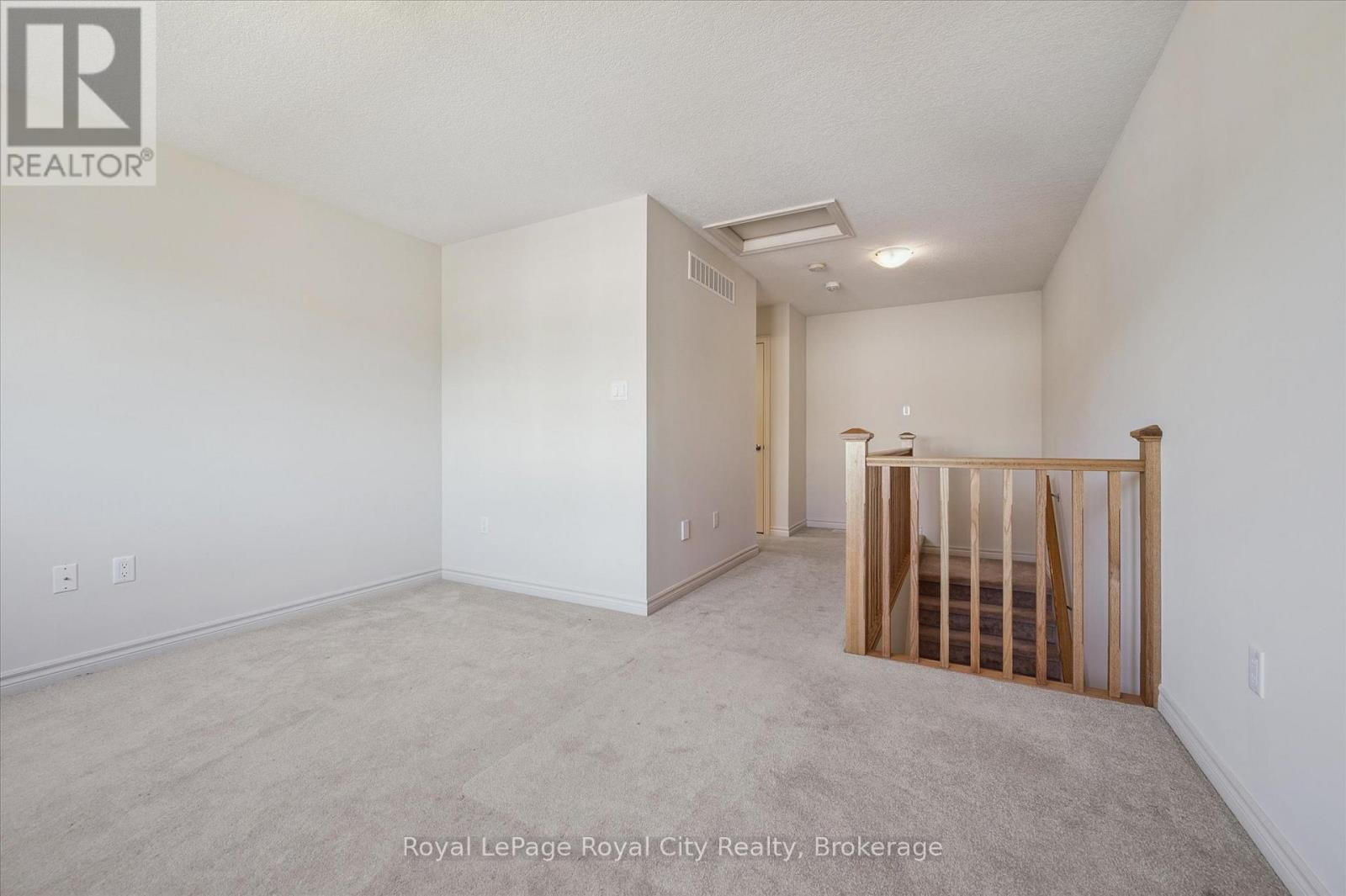 Photo 27 of 52 Aberdeen Street, Centre Wellington ON