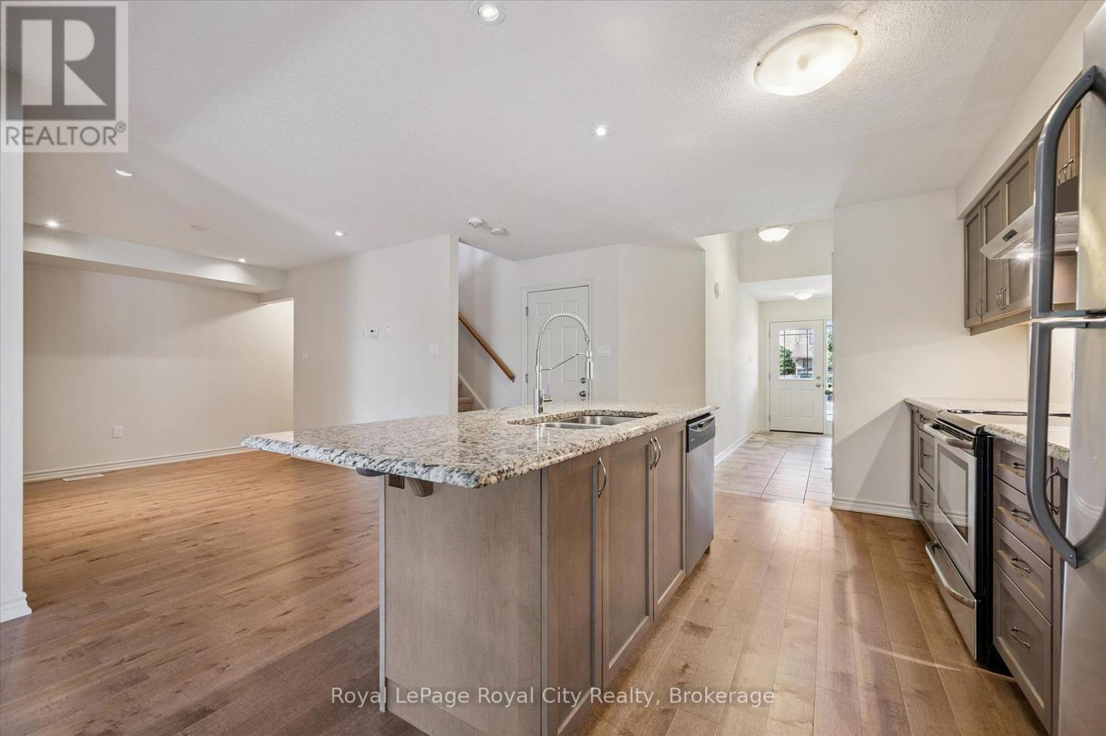 Photo 8 of 52 Aberdeen Street, Centre Wellington ON