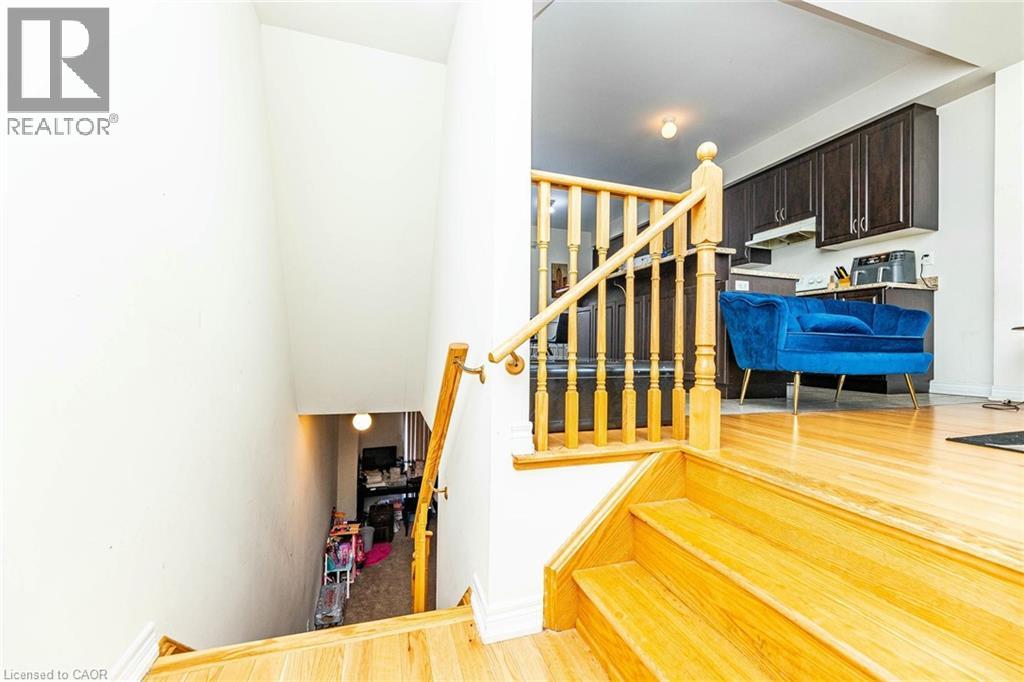 Photo 20 of 107 Sea Drifter Crescent, Brampton ON