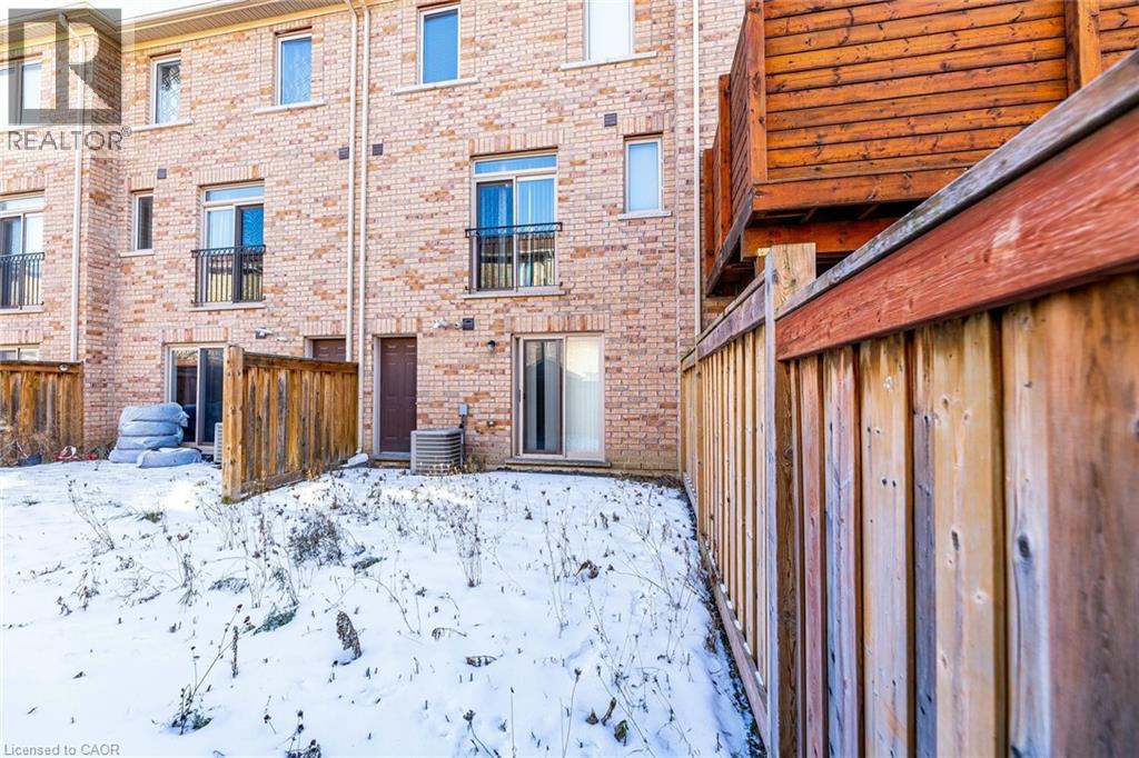 Photo 31 of 107 Sea Drifter Crescent, Brampton ON