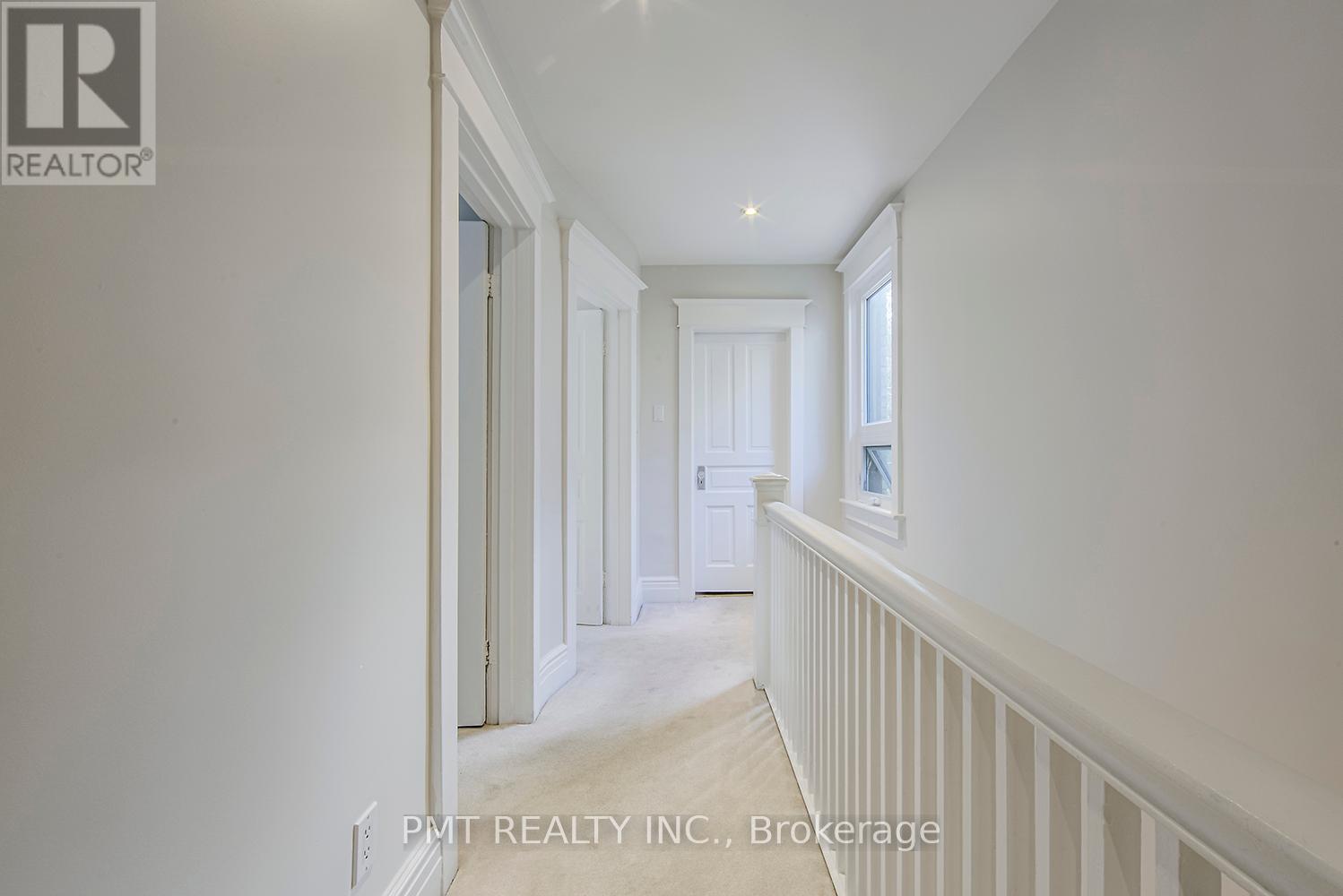 Photo 25 of Main 39 Windermere Avenue, Toronto ON