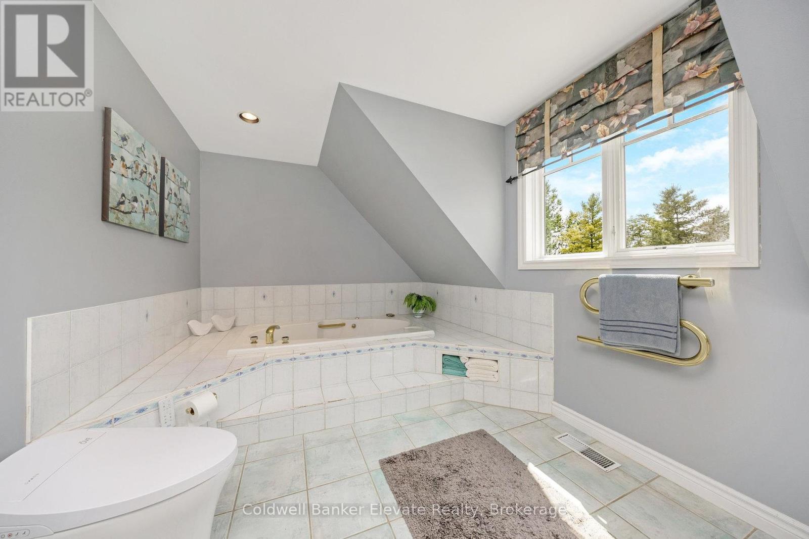 Photo 31 of 14294 Winston Churchill Boulevard, Caledon ON