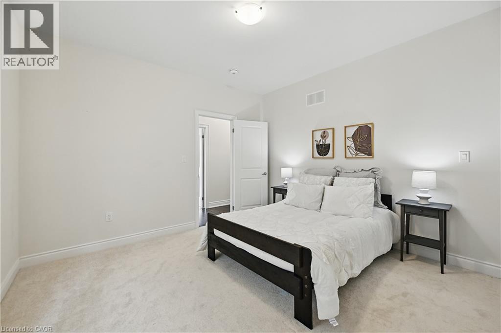 Photo 34 of 58 William Crawley Way, Oakville ON