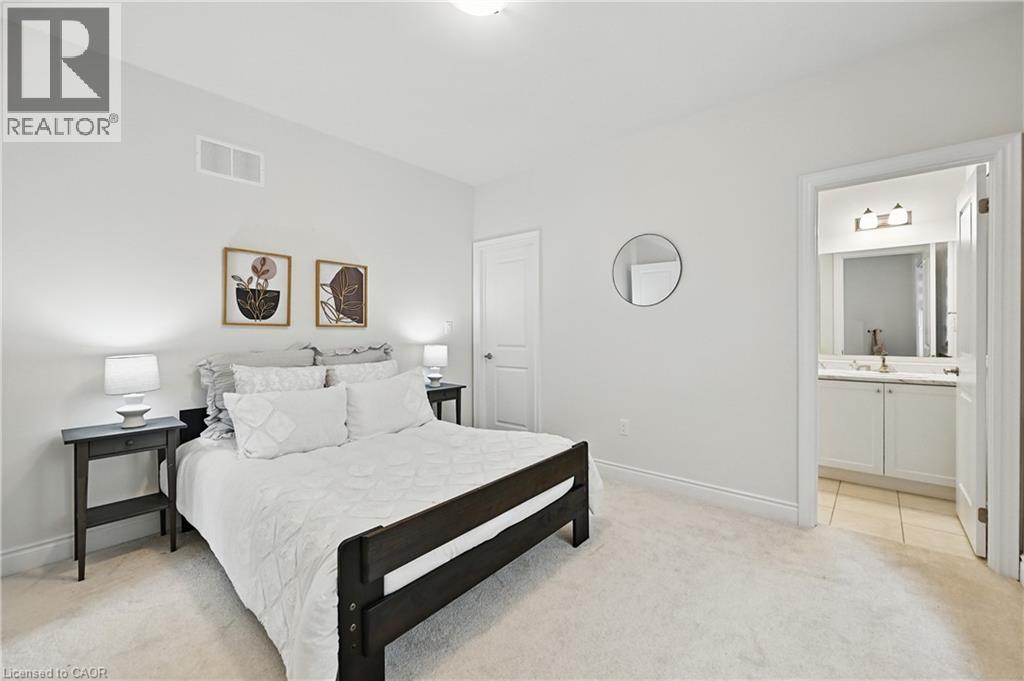 Photo 33 of 58 William Crawley Way, Oakville ON