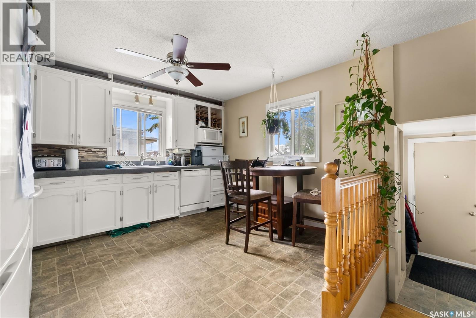 Photo 6 of 360 Angus Street, Regina SK