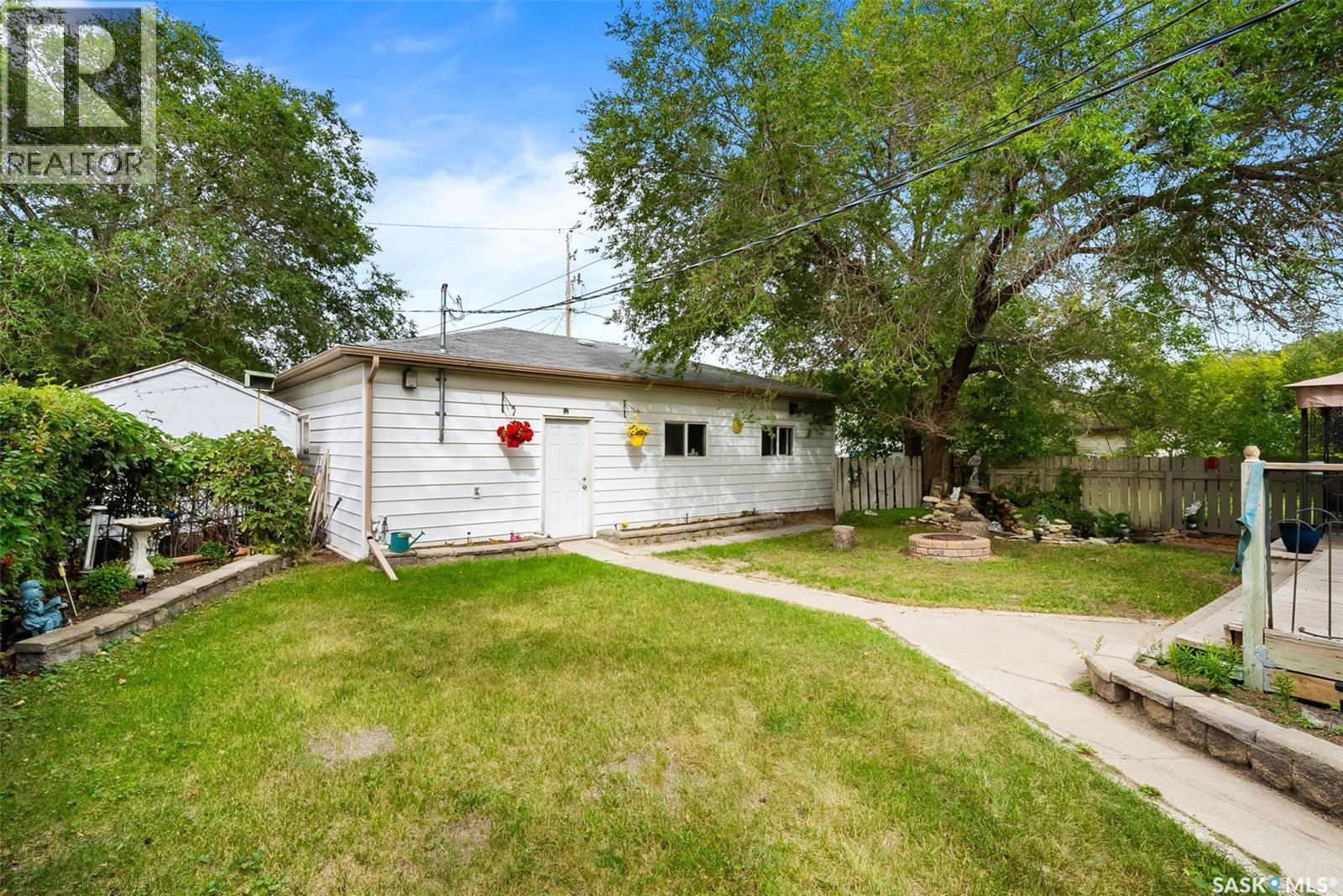 Photo 25 of 360 Angus Street, Regina SK