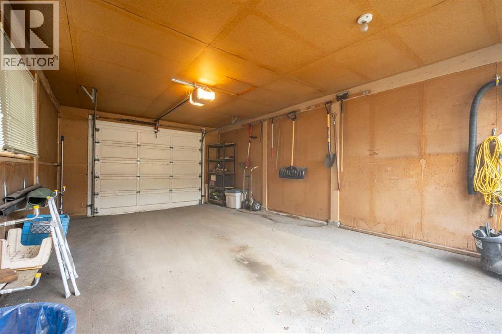 Single Family House Bungalow for Sale in  Harrow Crescent SW Haysboro Calgary 