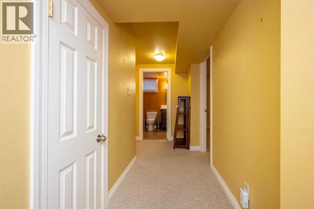 Single Family House Bungalow for Sale in  Harrow Crescent SW Haysboro Calgary 