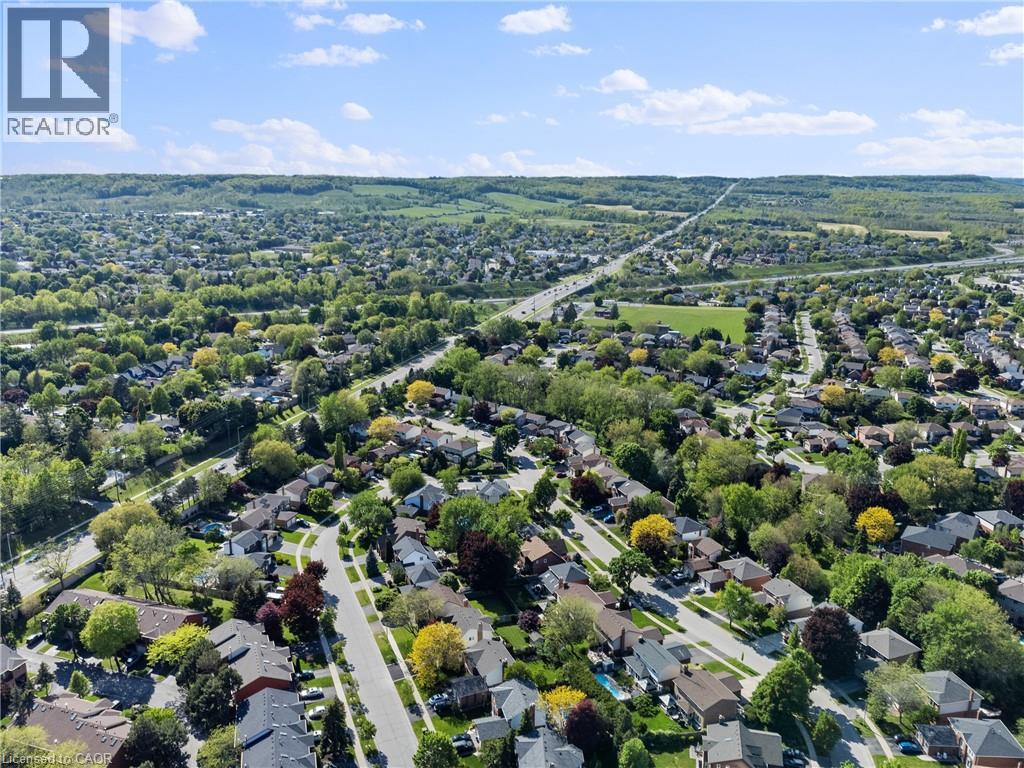 Photo 37 of 2131 Upland Drive, Burlington ON