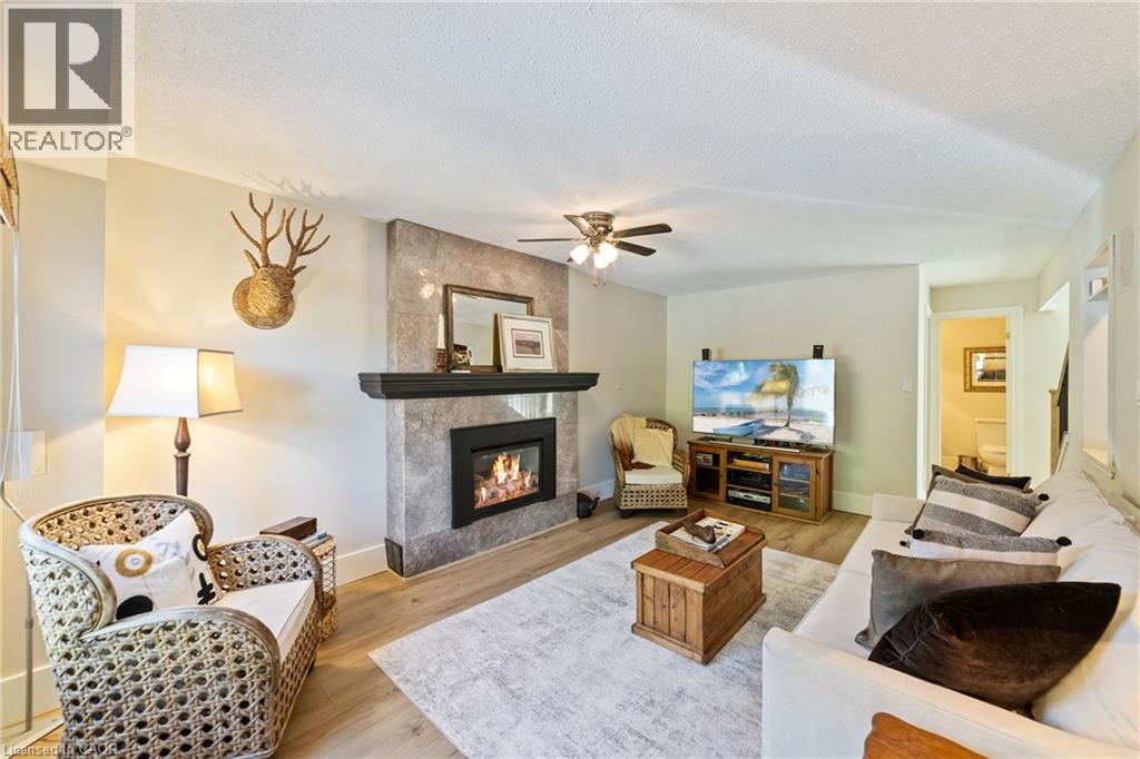Photo 16 of 2131 Upland Drive, Burlington ON