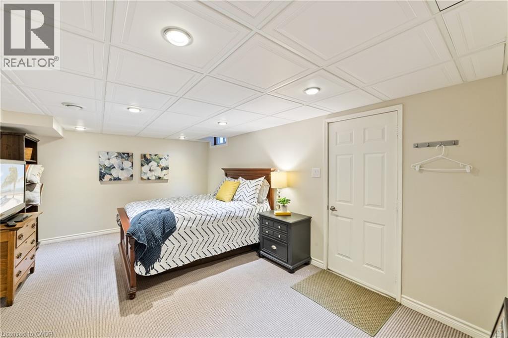 Photo 30 of 2131 Upland Drive, Burlington ON