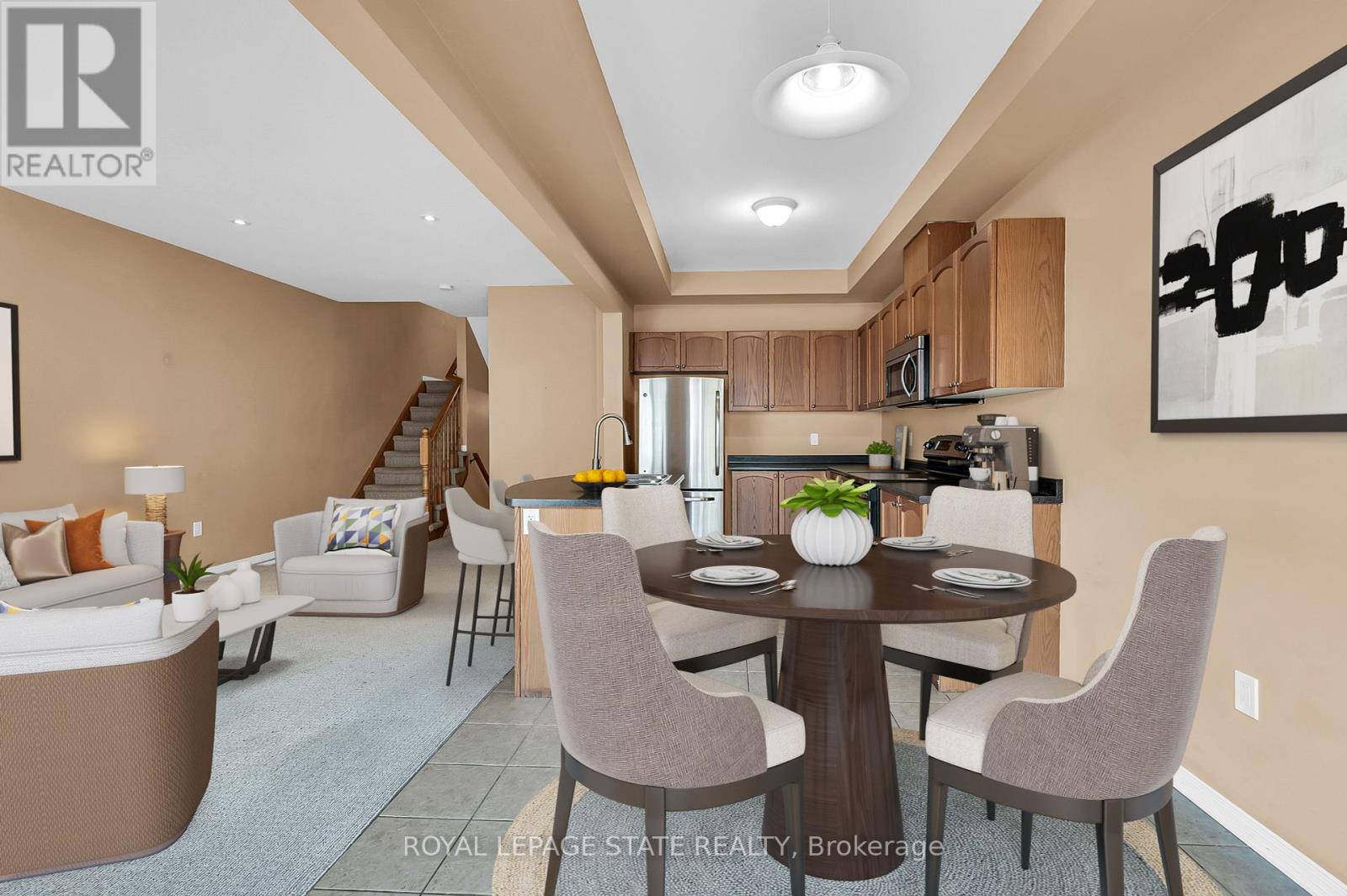 Photo 16 of 24 170 Palacebeach Trail, Hamilton ON