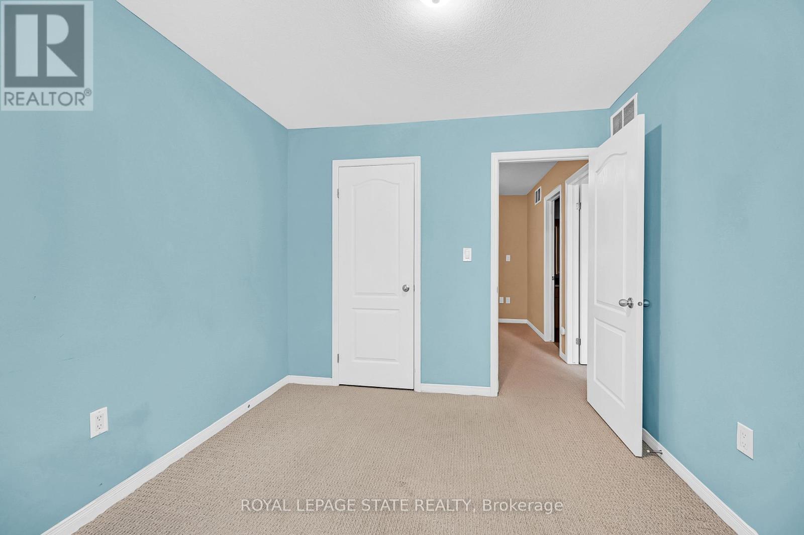 Photo 30 of 24 170 Palacebeach Trail, Hamilton ON