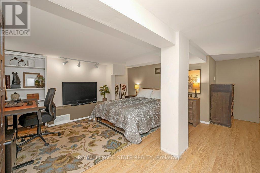 Photo 9 of 891 Garth Street, Hamilton ON