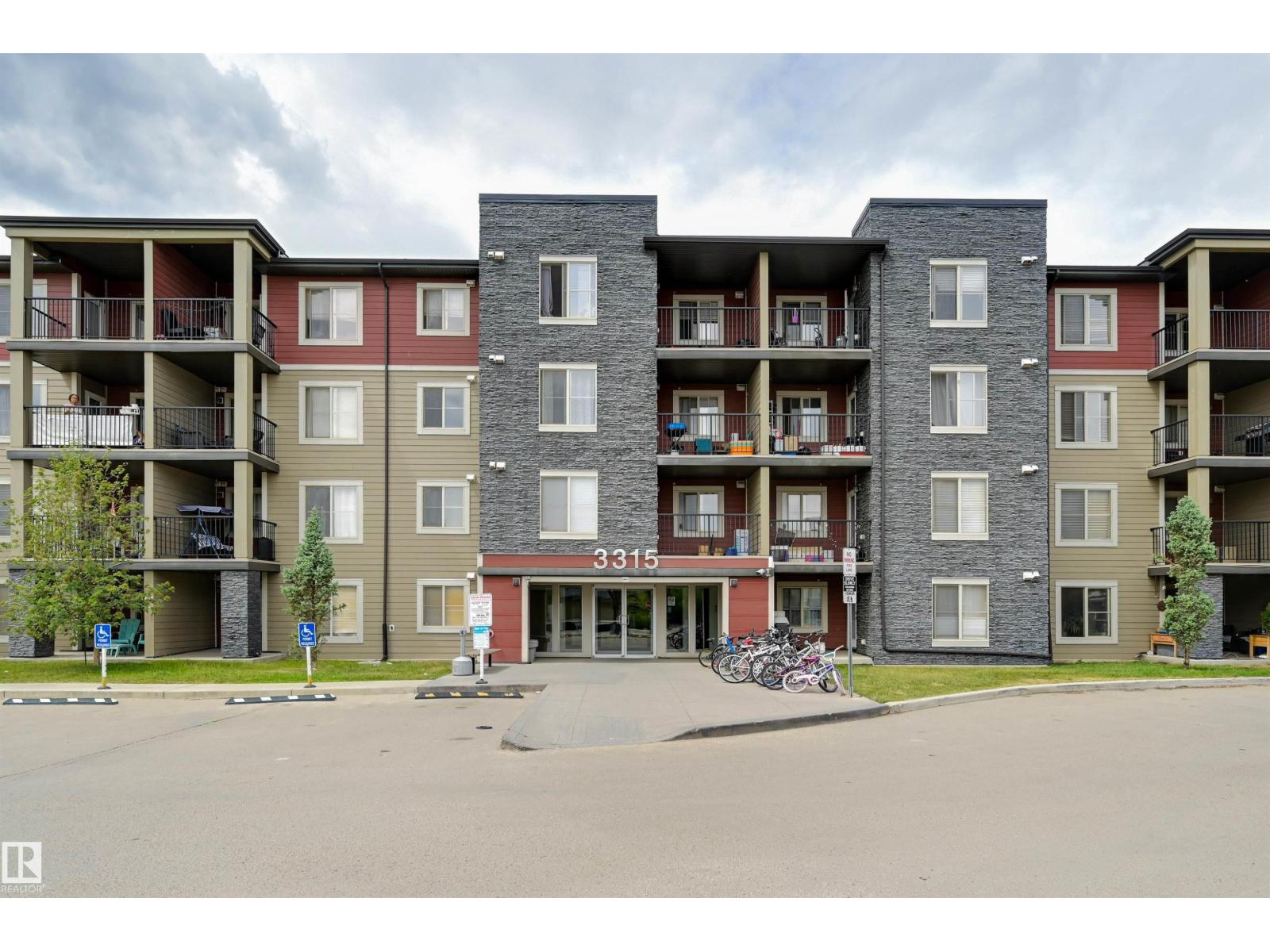 Photo 1 of 422 3315 James Mowatt Tr Sw, Edmonton AB