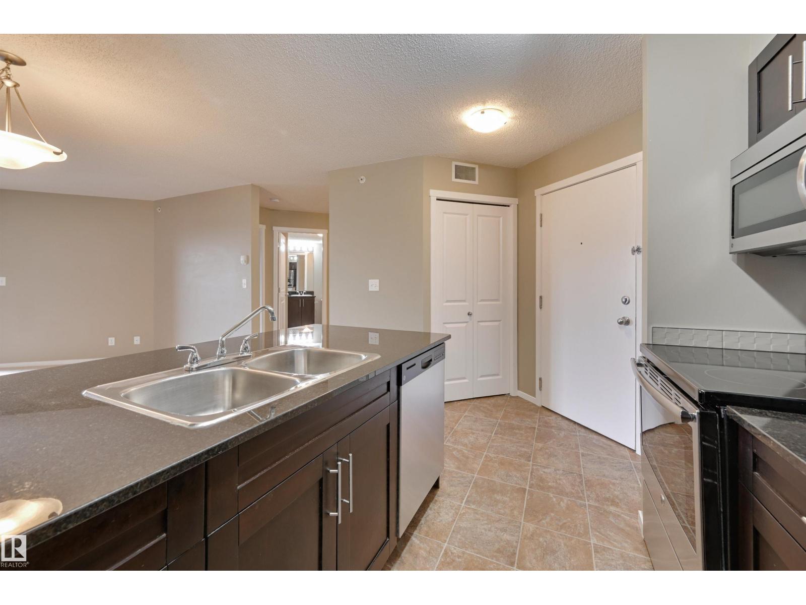 Photo 16 of 422 3315 James Mowatt Tr Sw, Edmonton AB