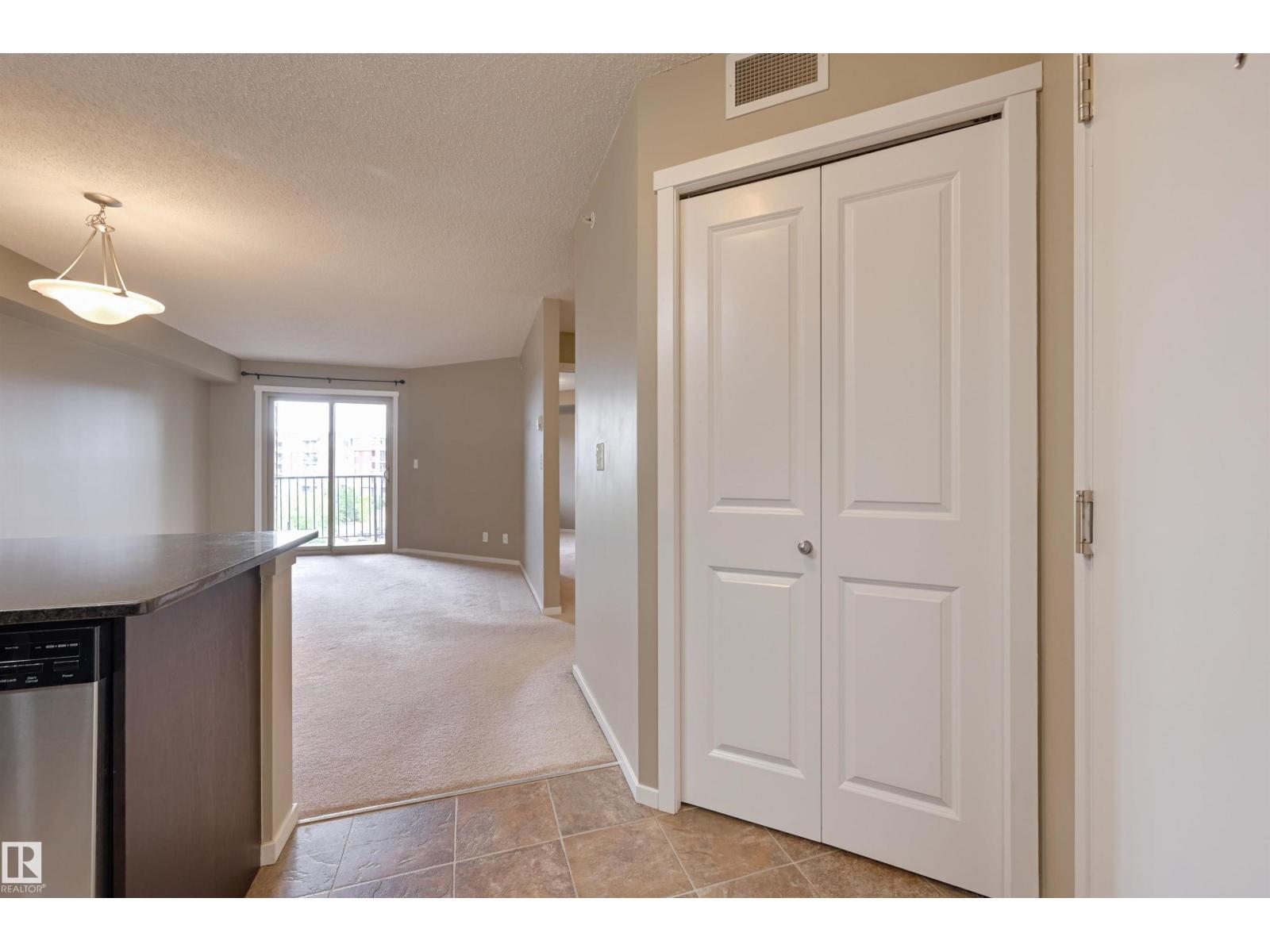 Photo 18 of 422 3315 James Mowatt Tr Sw, Edmonton AB