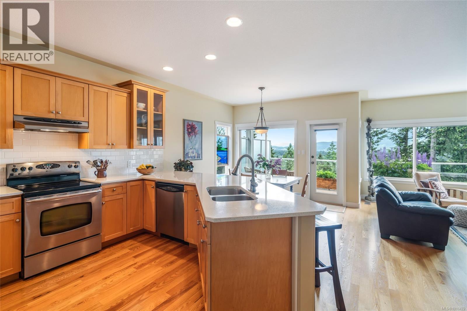 Photo 14 of 721 Quail Pl, Nanaimo BC