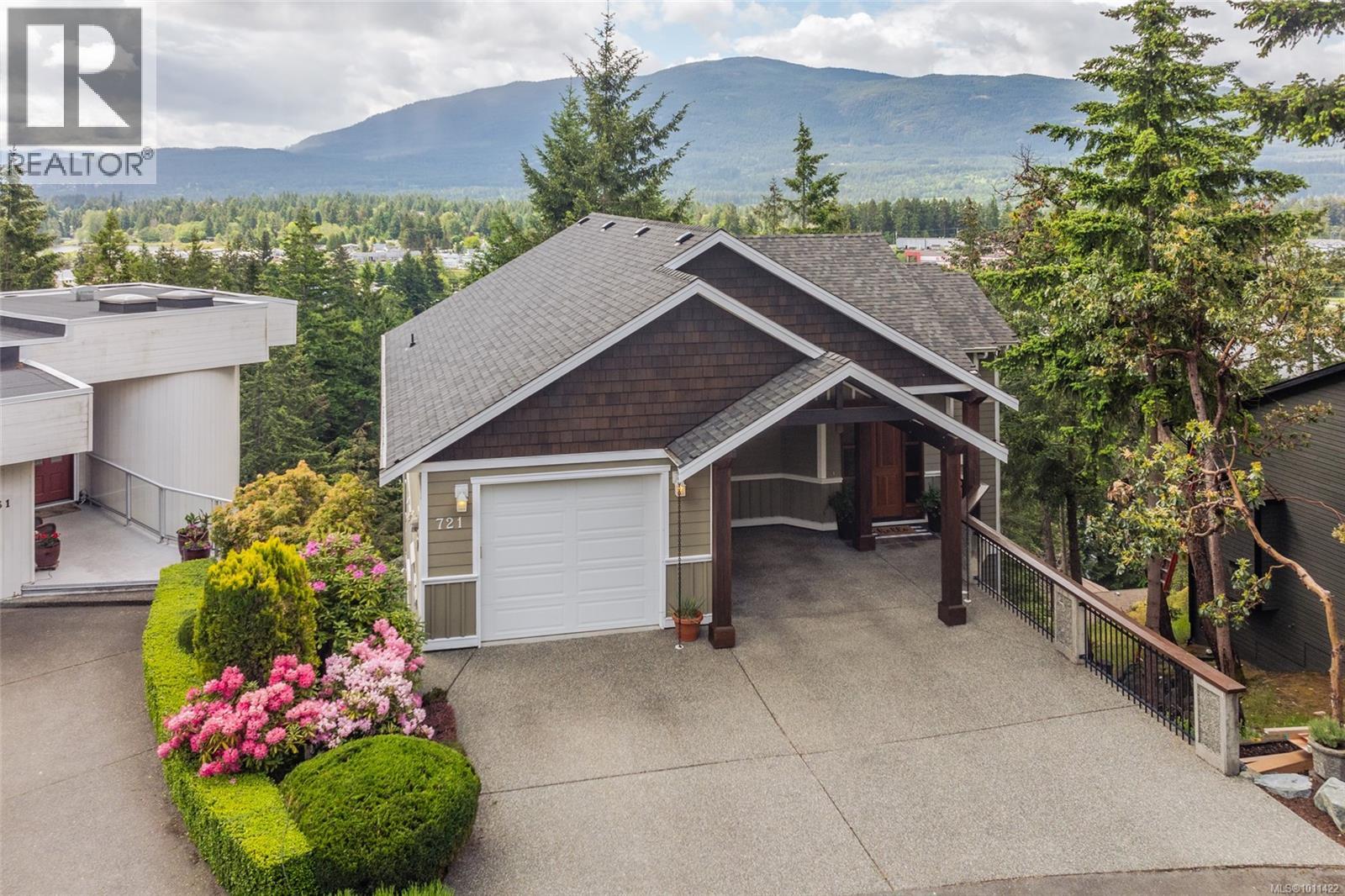 Photo 3 of 721 Quail Pl, Nanaimo BC