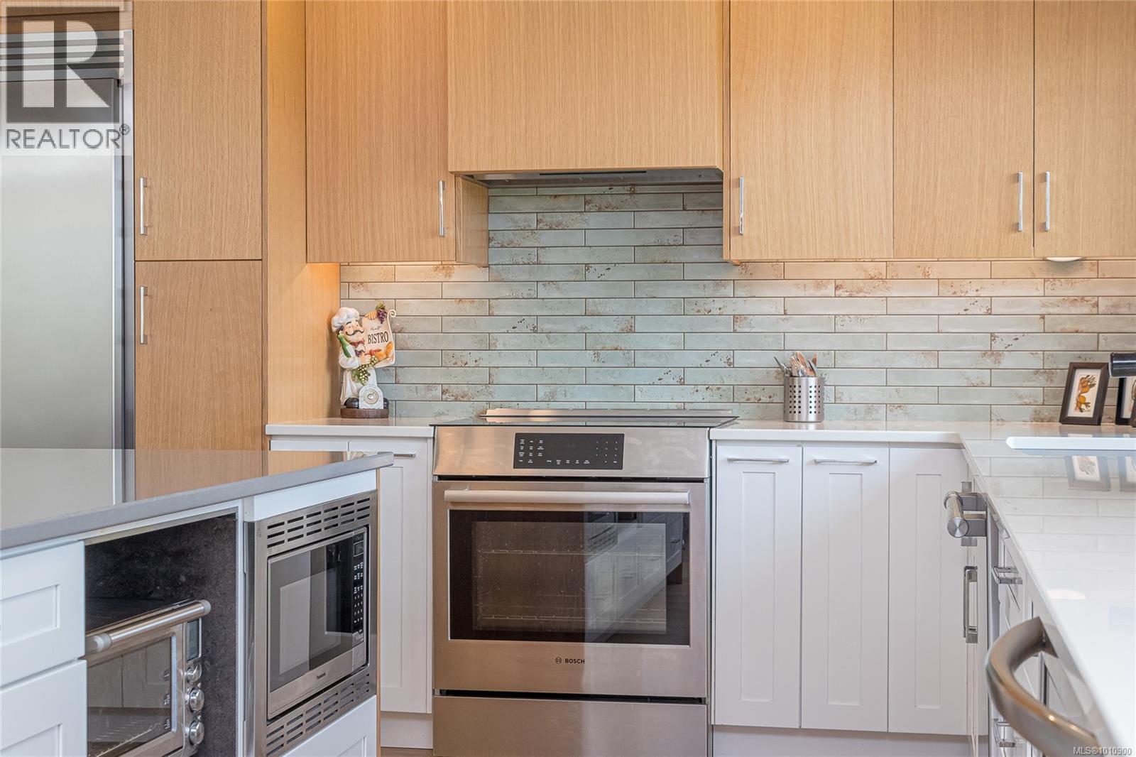 Photo 20 of 143 Denman Dr, Qualicum Beach BC