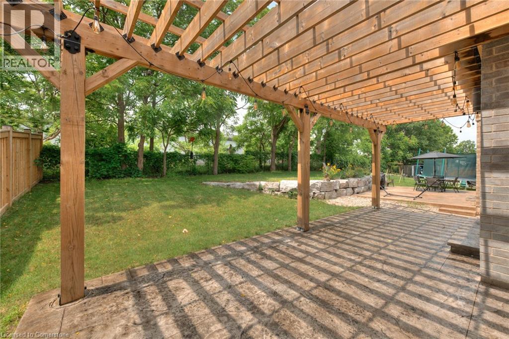 Photo 42 of 30 Mistywood Street, Kitchener ON