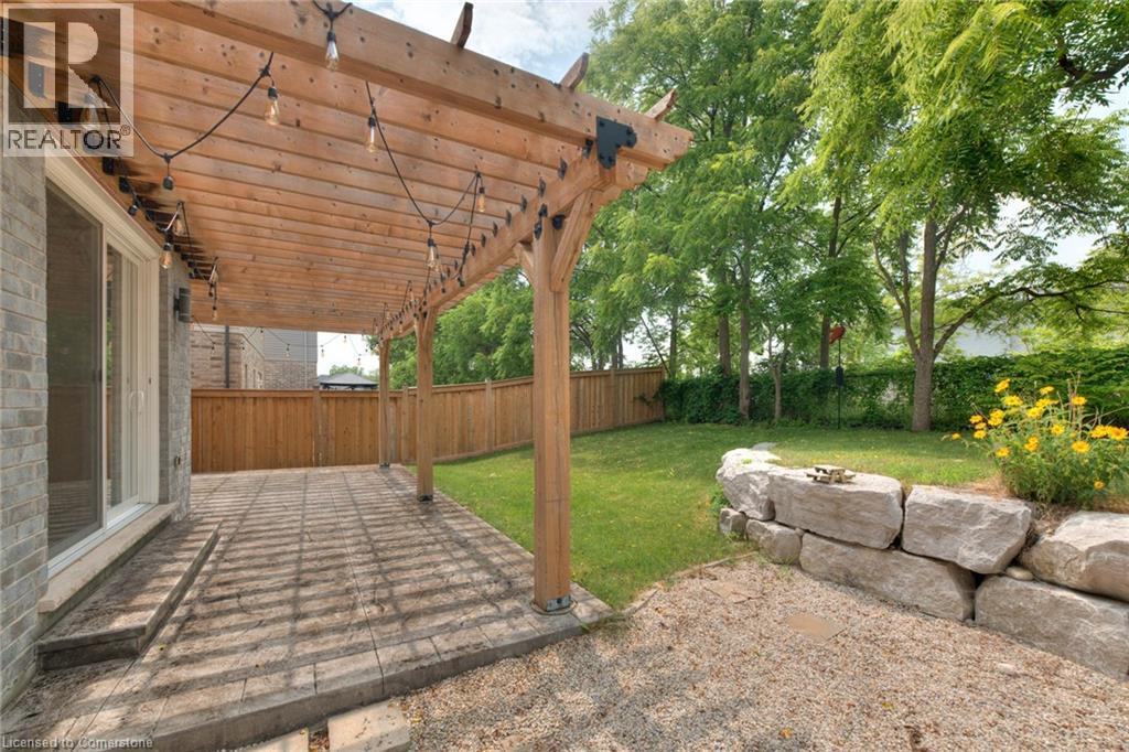 Photo 43 of 30 Mistywood Street, Kitchener ON