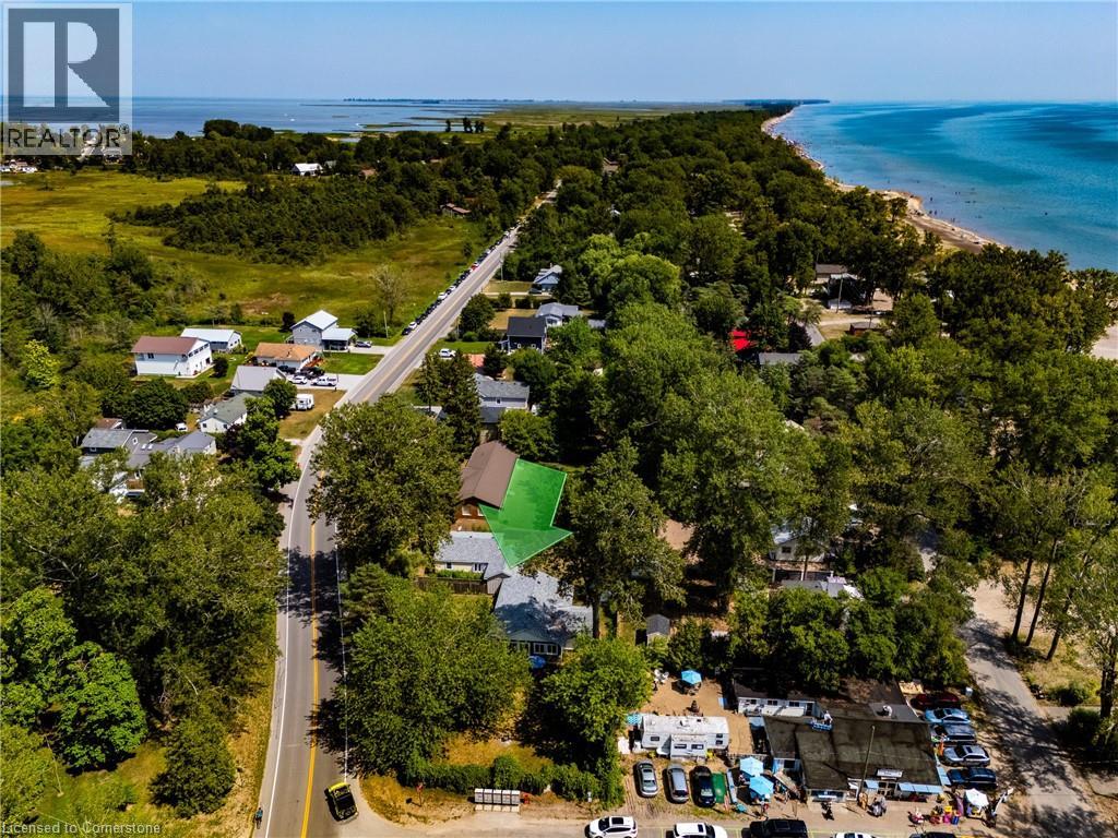 Photo 34 of 261 Erie Boulevard, Long Point ON