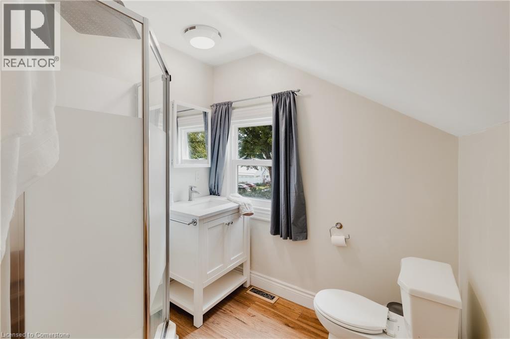 Photo 16 of 275 Clayton Street E, Listowel ON