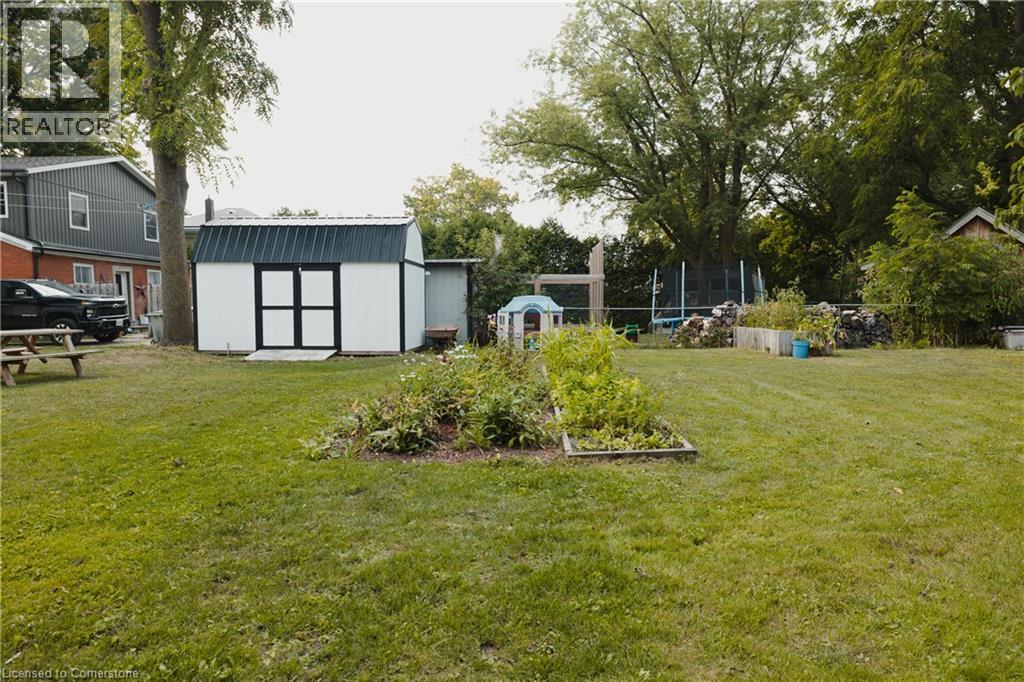 Photo 25 of 275 Clayton Street E, Listowel ON