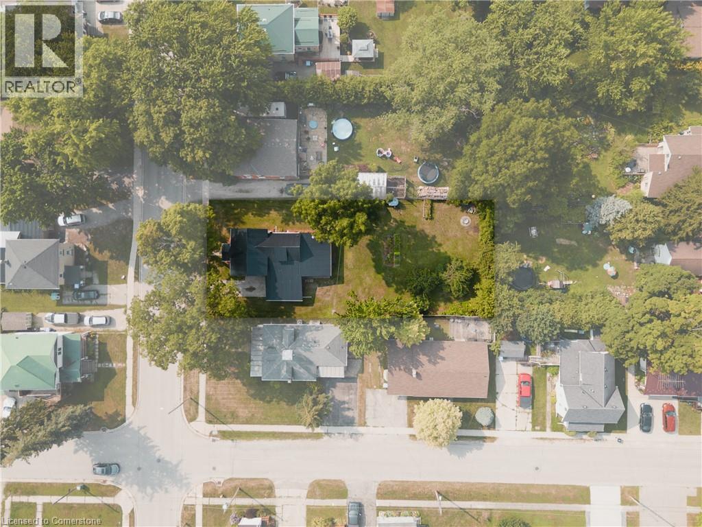 Photo 26 of 275 Clayton Street E, Listowel ON