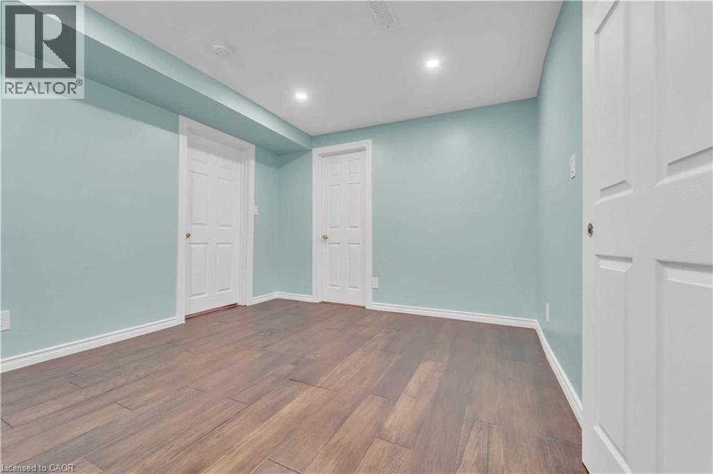 Photo 37 of 85 Cityview Circle, Barrie ON