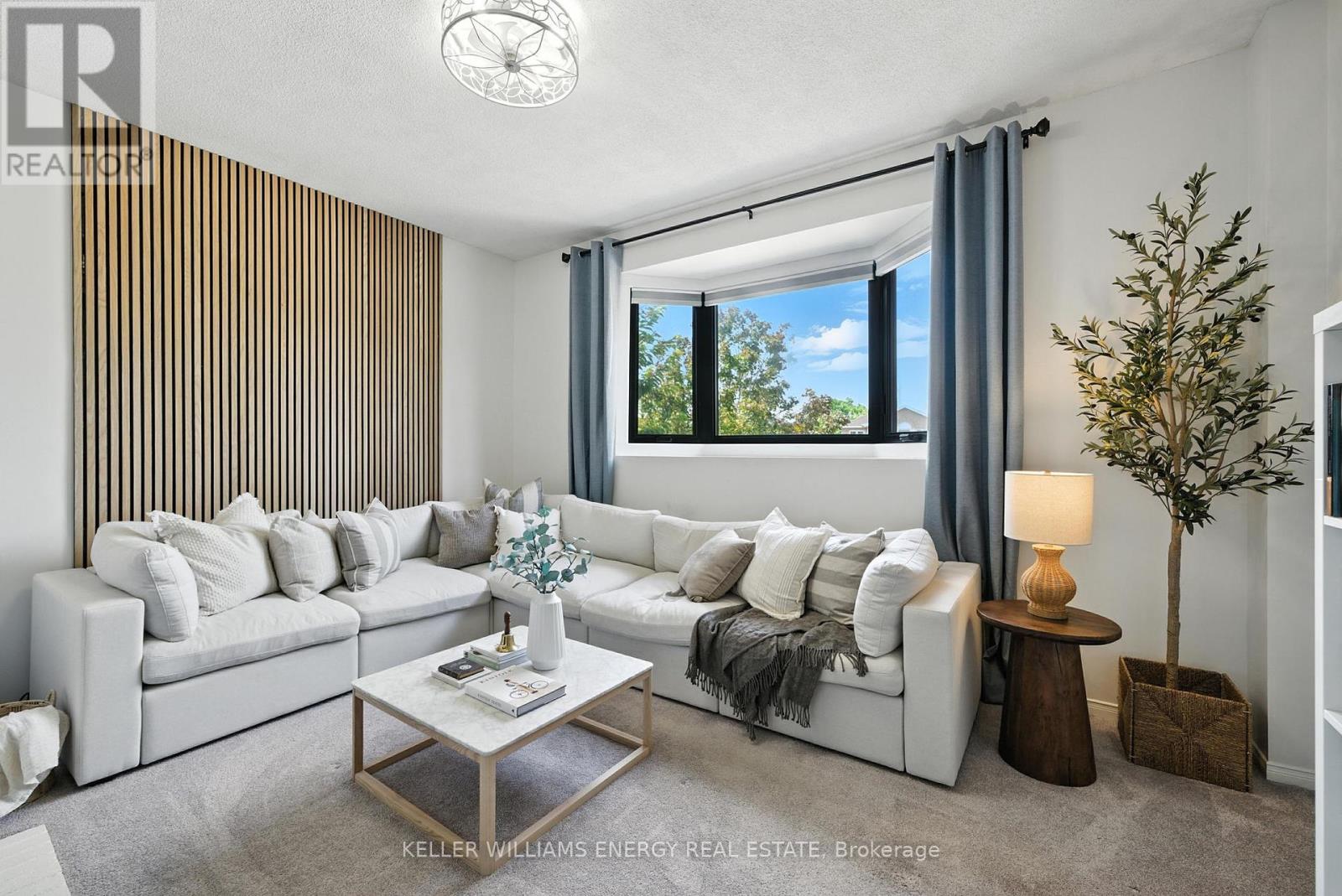 Photo 19 of 9 Glen Ray Court, Clarington ON