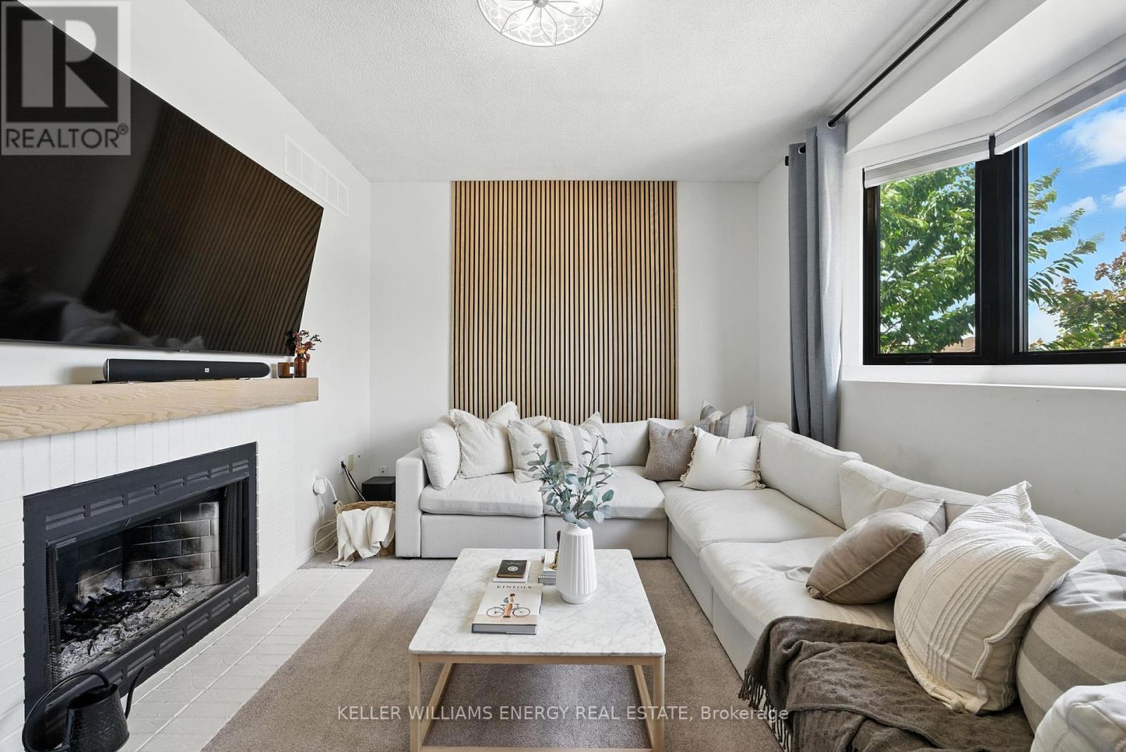 Photo 21 of 9 Glen Ray Court, Clarington ON