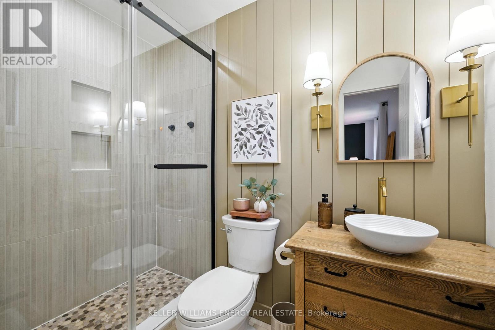 Photo 27 of 9 Glen Ray Court, Clarington ON