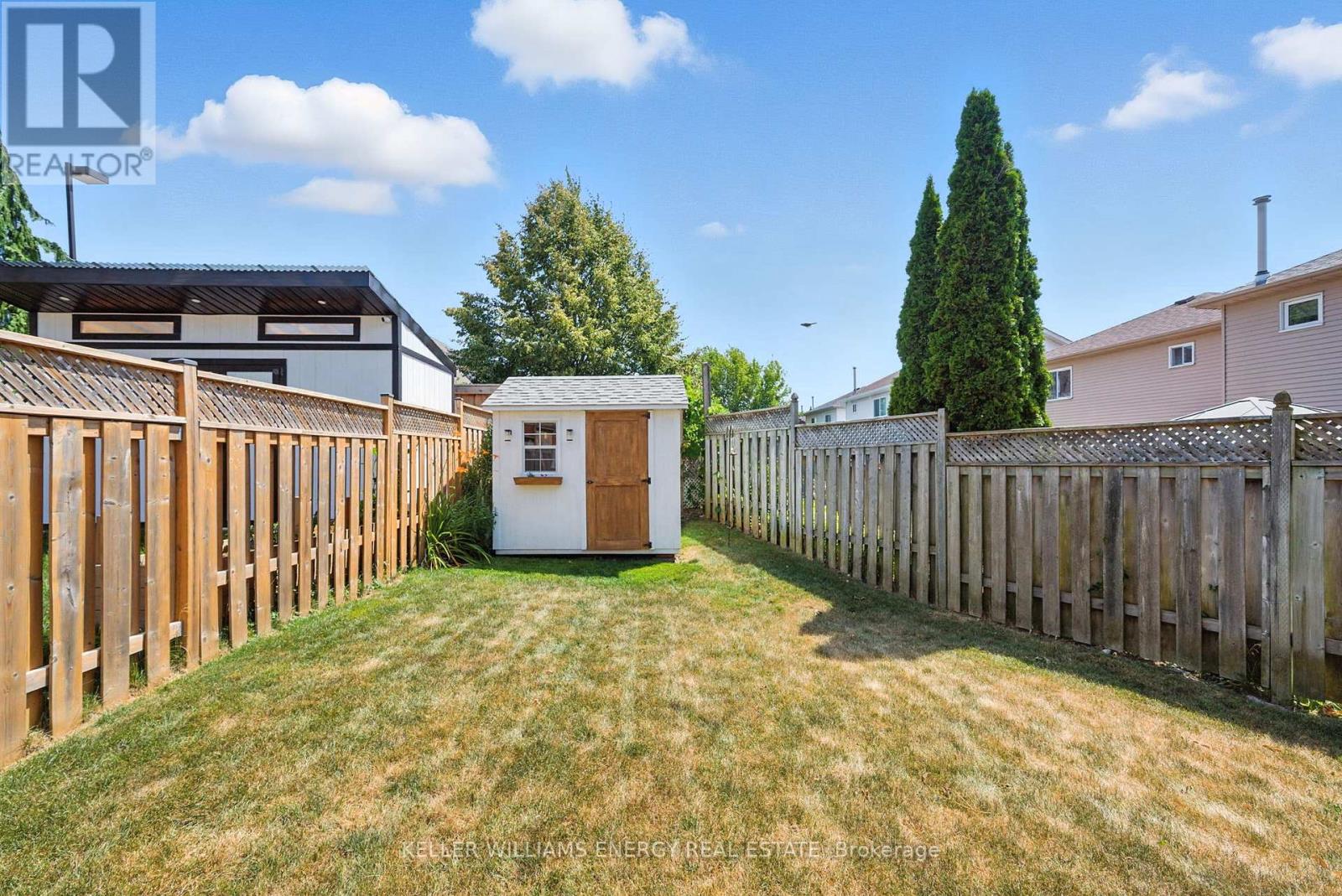 Photo 44 of 9 Glen Ray Court, Clarington ON
