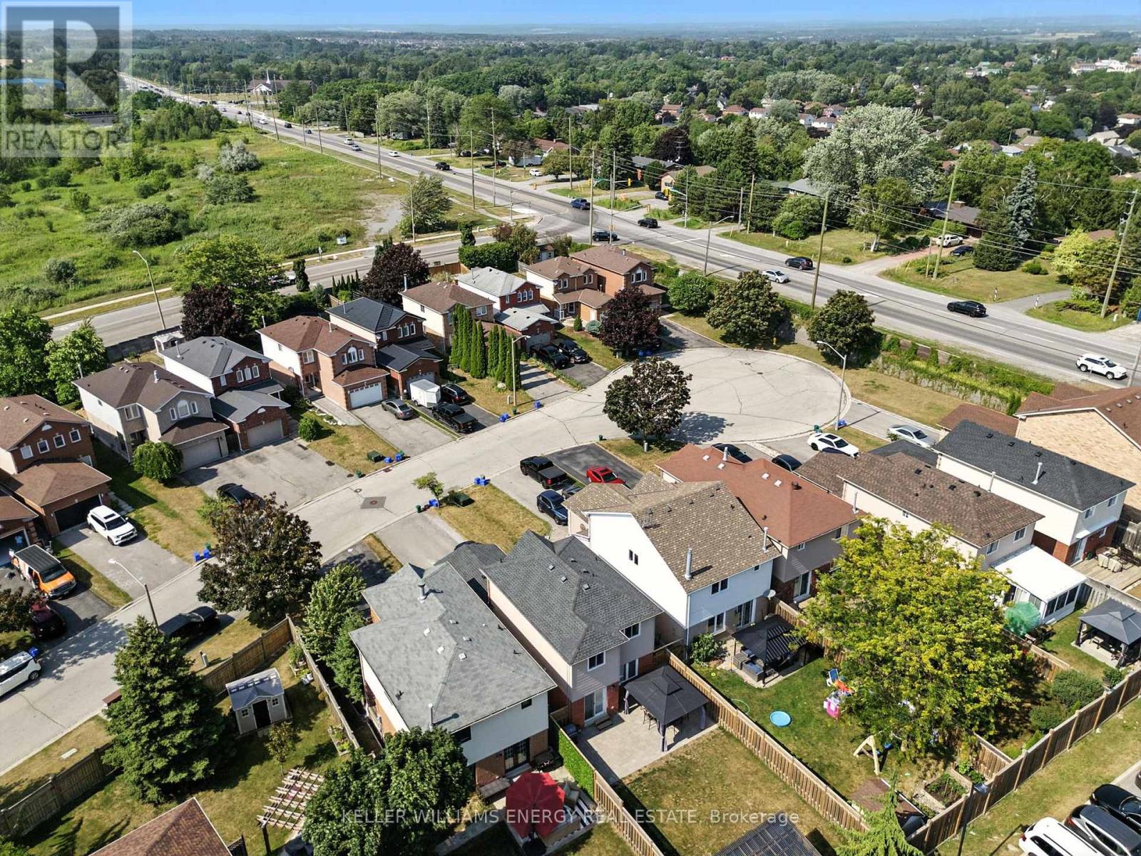 Photo 47 of 9 Glen Ray Court, Clarington ON
