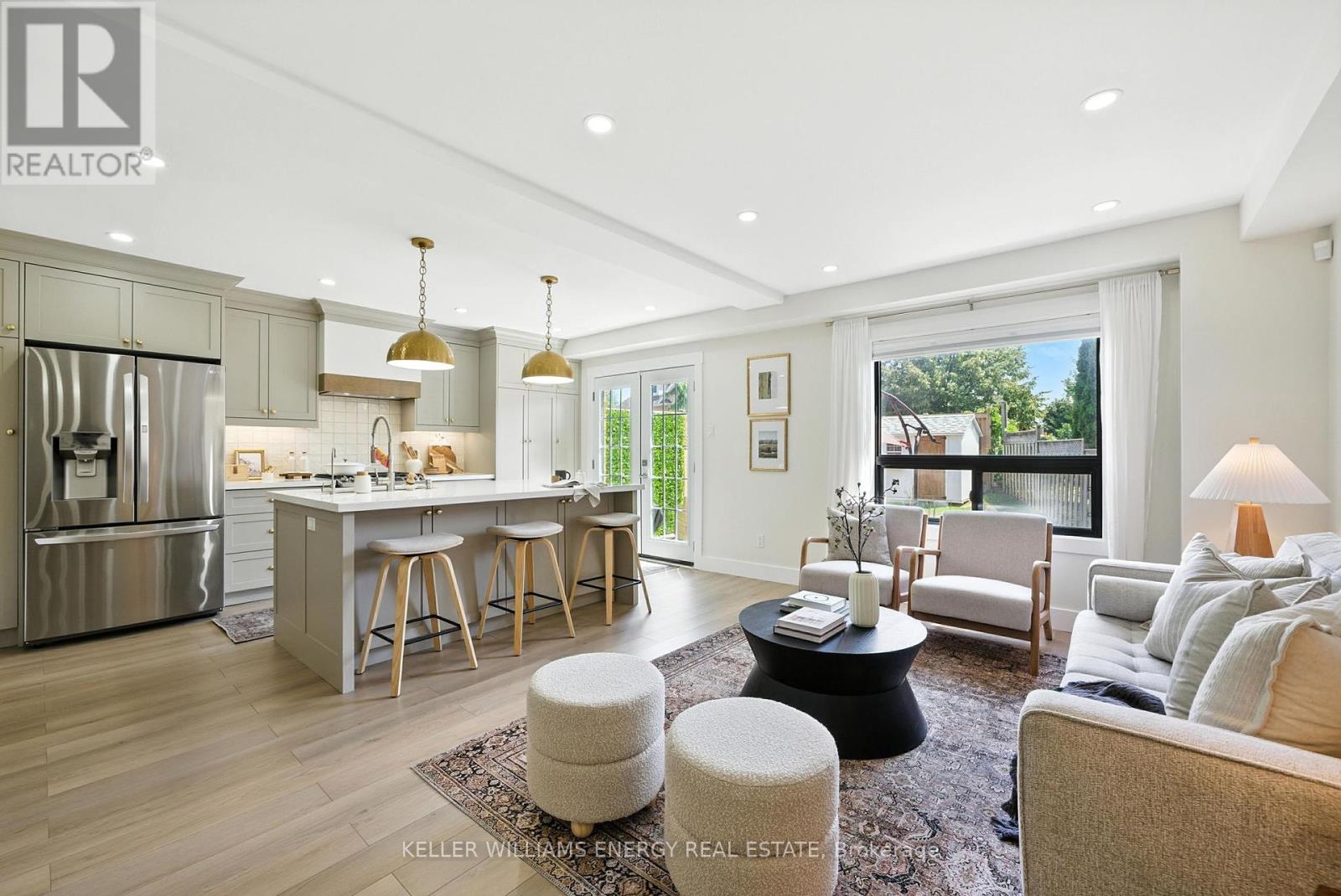 Photo 8 of 9 Glen Ray Court, Clarington ON