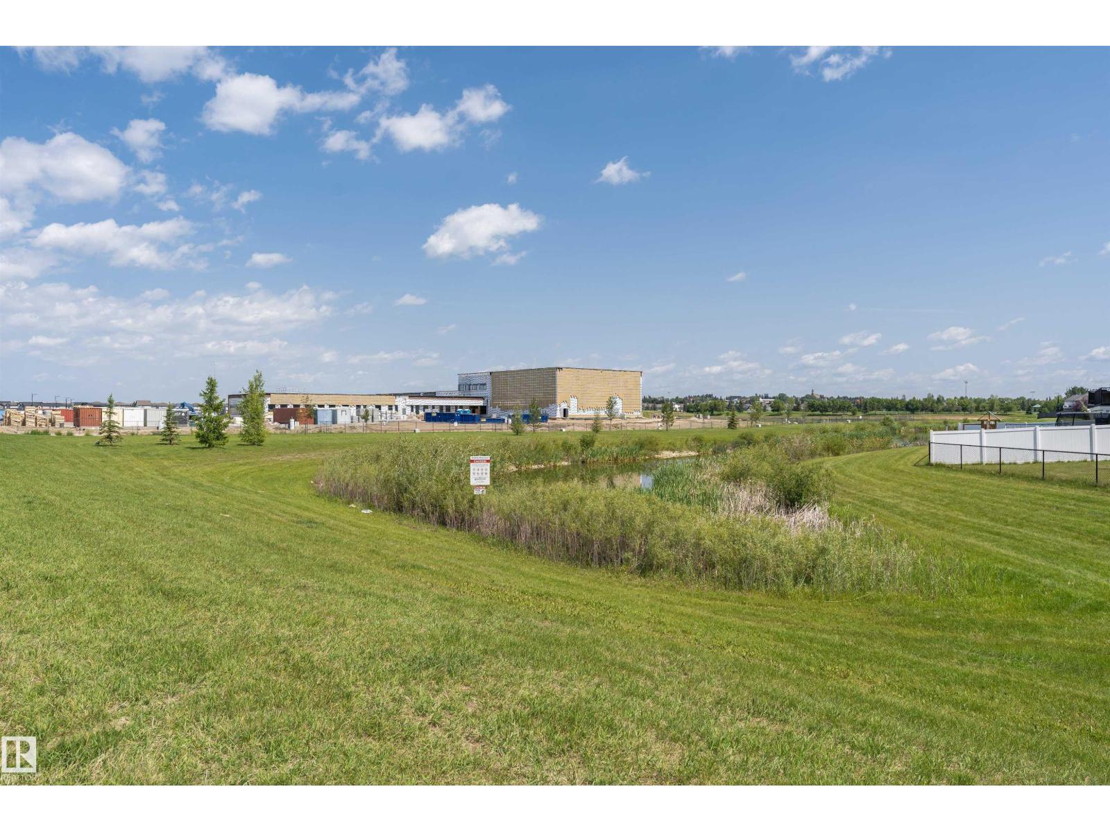Photo 60 of 50 5102 30 Av, Beaumont AB