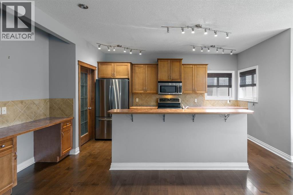 Photo 5 of 261 Canals Circle Sw, Airdrie AB