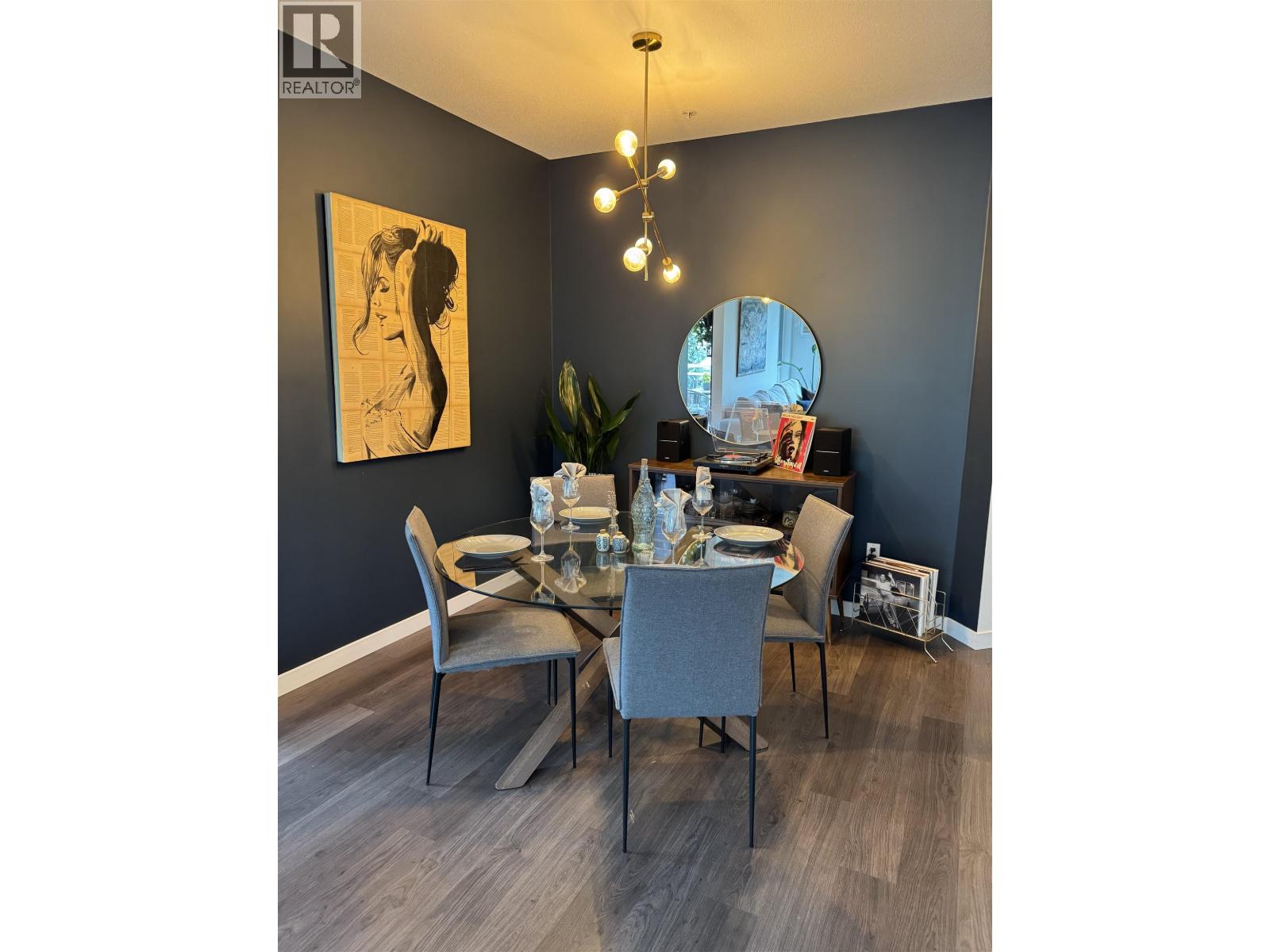 Photo 23 of 207 217 W 8th Street, North Vancouver BC