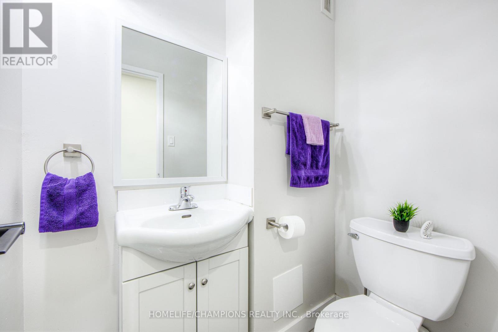 Photo 12 of 1210 100 Leeward Glenway, Toronto ON