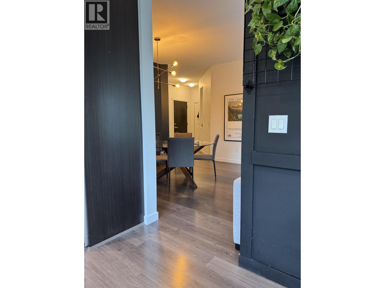Photo 25 of 207 217 W 8th Street, North Vancouver BC