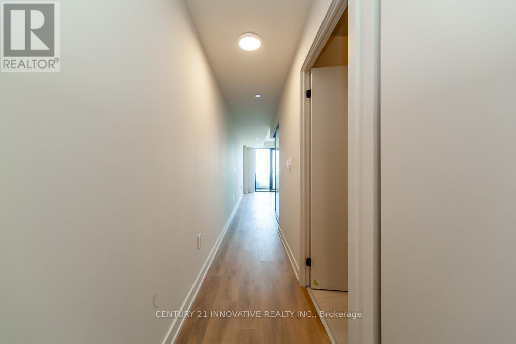 Photo 5 of 1406 181 Sterling Road, Toronto ON