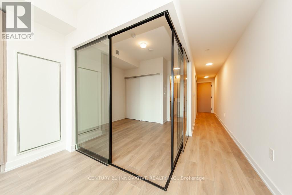 Photo 17 of 1406 181 Sterling Road, Toronto ON